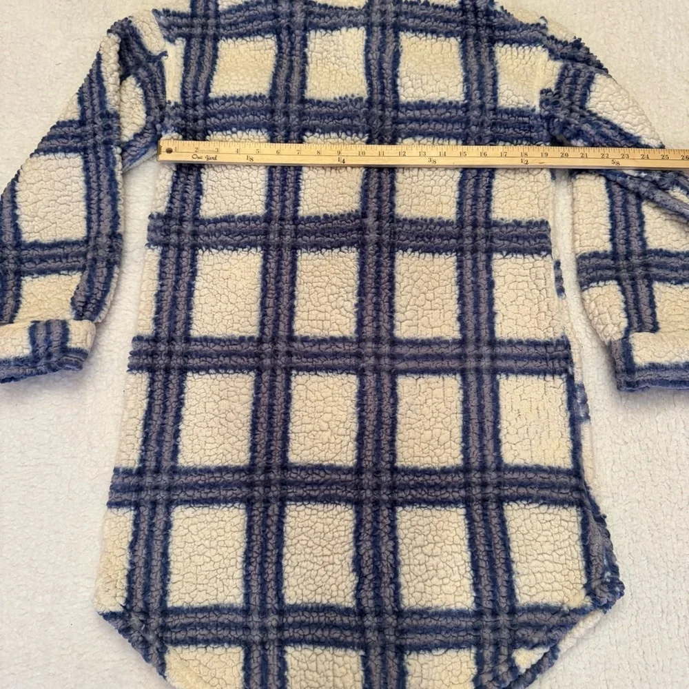 Almost Famous Sherpa Plaid Shacket Jacket Blue Cream Cozy XL - Picture 8 of 10